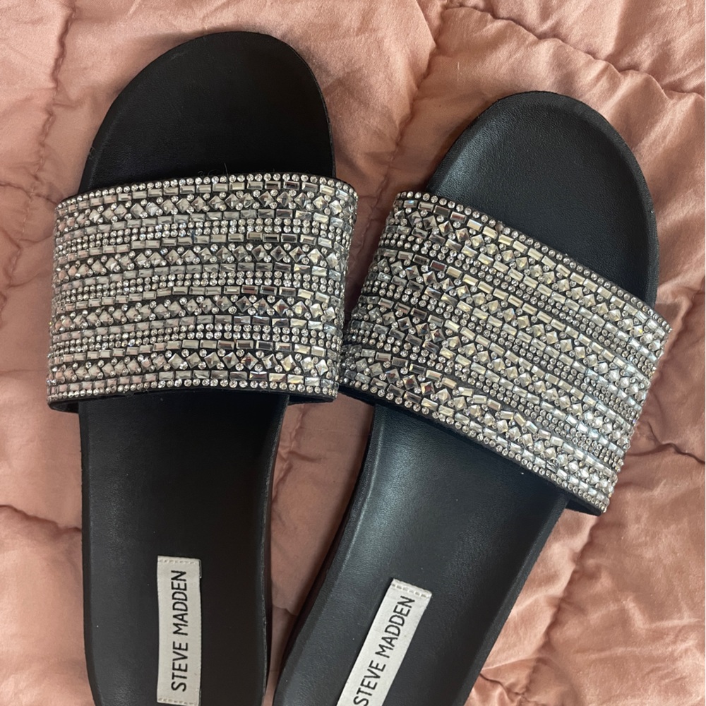 Steve Madden rhinestone slides size 8.5